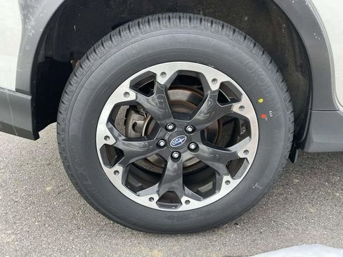 Certified 2023 Subaru Crosstrek 2.0i image 5