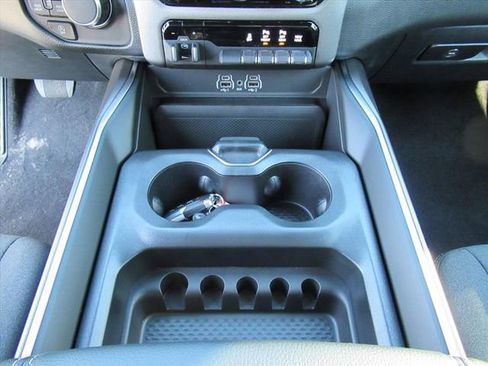 New 2026 RAM 1500 Big Horn w/ Night Edition image 21