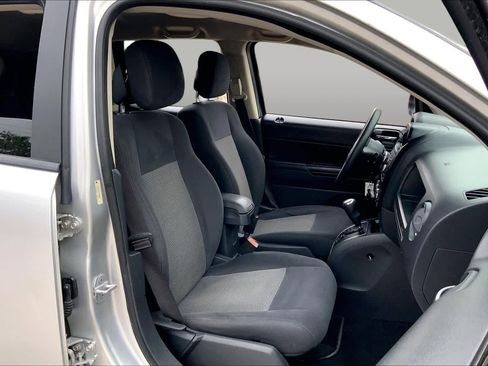 Used 2012 Jeep Compass Sport FWD image 8