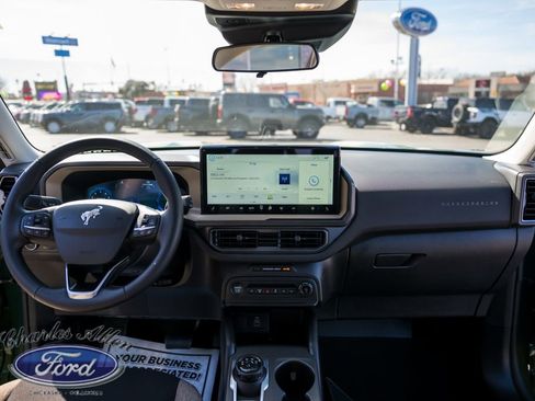 Used 2025 Ford Bronco Sport Big Bend w/ Convenience Package image 13