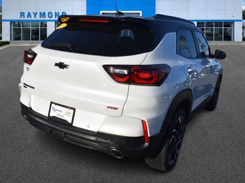 Certified 2024 Chevrolet TrailBlazer RS w/ Convenience Package image 3