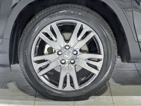 Used 2022 Honda Pilot Sport image 11