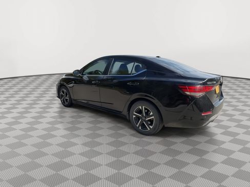 Used 2024 Nissan Sentra SV FWD image 6