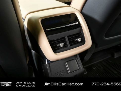 Certified 2024 Cadillac Lyriq Luxury w/ Nappa Leather Package AWD/4WD image 21