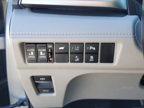 Used 2020 Honda Odyssey Touring image 21