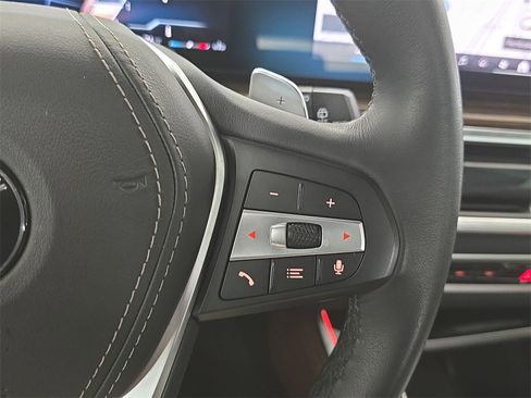 Certified 2025 BMW X5 xDrive40i w/ Parking Assistance Package image 15