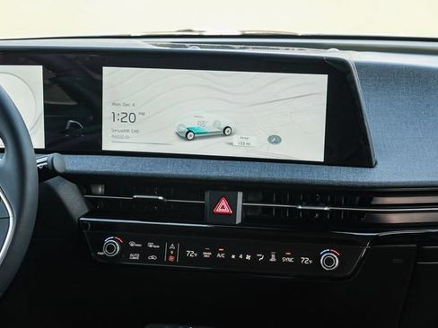 New 2024 Kia EV6 Light RWD image 16