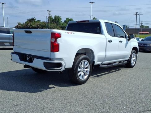 New 2026 Chevrolet Silverado 1500 Custom image 3