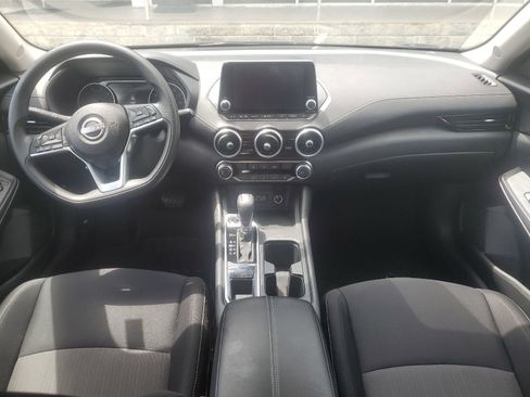 Used 2024 Nissan Sentra SV FWD image 9
