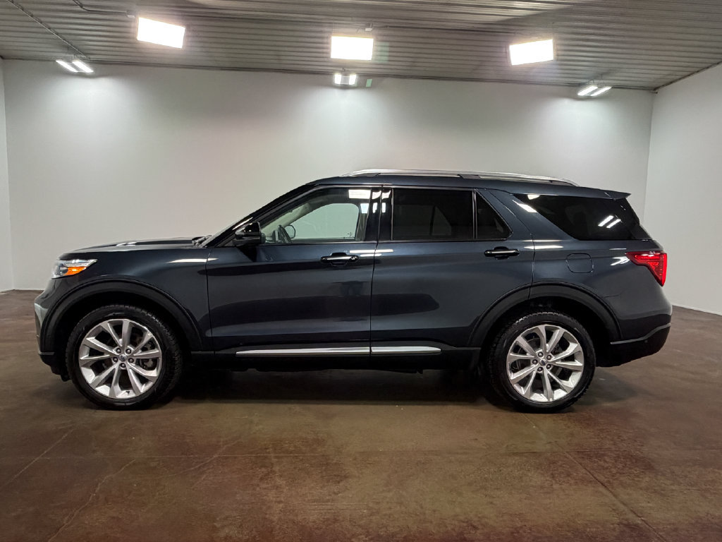 Used 2023 Ford Explorer Platinum w/ Technology Package AWD/4WD image 28