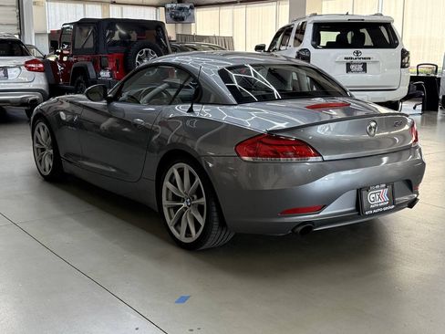 Used 2009 BMW Z4 sDrive35i RWD image 4