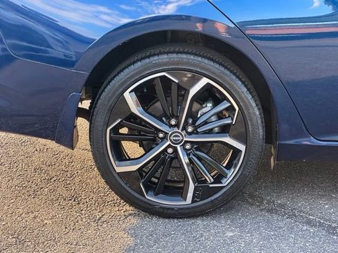 Used 2023 Nissan Altima 2.5 SR image 9