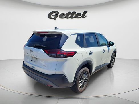 Used 2023 Nissan Rogue S image 7
