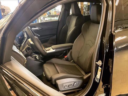 New 2026 BMW X2 xDrive28i w/ Technology Package AWD/4WD image 9