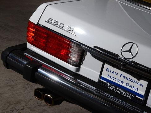 Used 1987 Mercedes-Benz 560 SL image 35