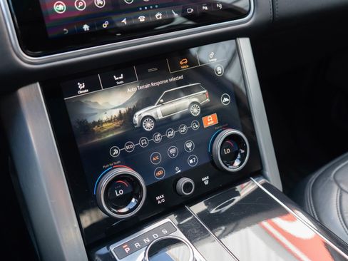 Used 2019 Land Rover Range Rover Autobiography AWD/4WD image 17