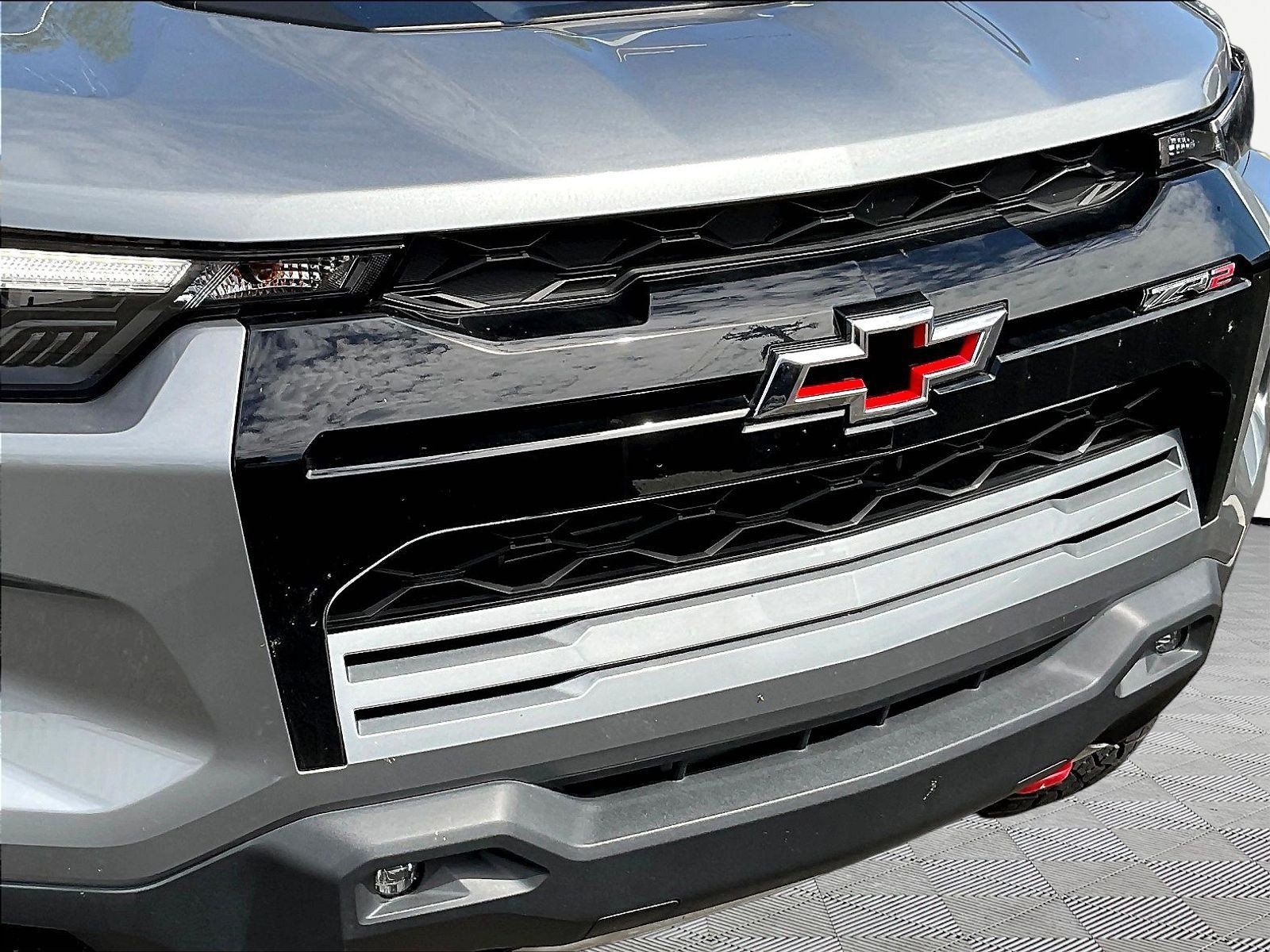Used 2023 Chevrolet Colorado ZR2 w/ ZR2 Convenience Package III AWD/4WD image 32