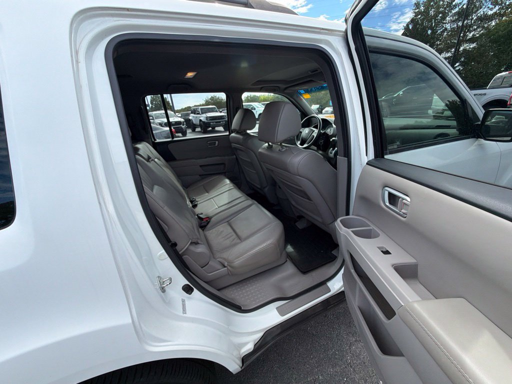 Used 2011 Honda Pilot EX-L image 14