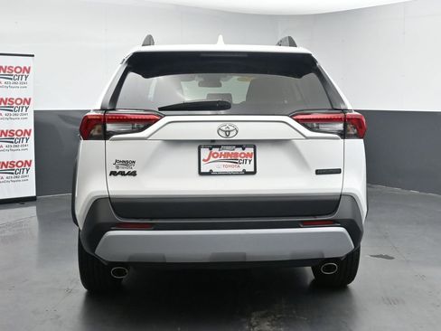 Used 2024 Toyota RAV4 Adventure AWD/4WD image 7