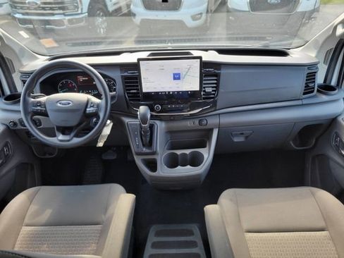 Used 2023 Ford Transit 350 XLT image 11