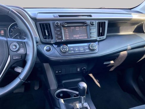 Used 2018 Toyota RAV4 XLE w/ Plus Extra Value Package AWD/4WD image 7