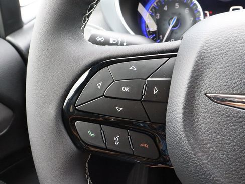 New 2026 Chrysler Pacifica Limited w/ S Appearance Package image 35