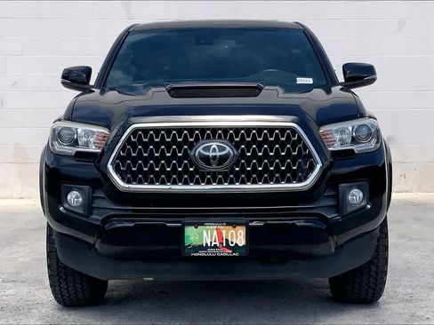 Used 2019 Toyota Tacoma 2WD Double Cab image 6