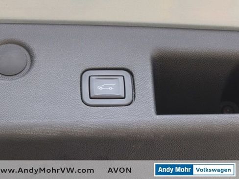 Used 2024 Chevrolet Equinox LT FWD image 13