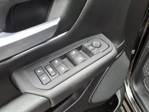 Used 2025 RAM 1500 Big Horn image 8