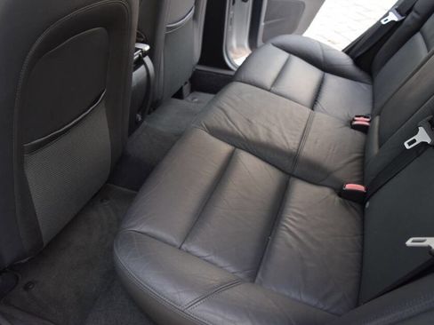 Used 2011 Volvo V50 T5 image 46