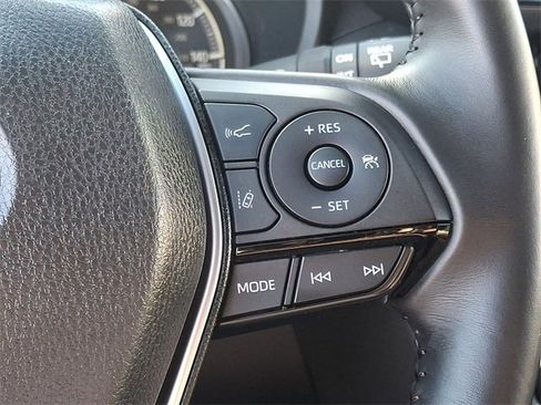 Certified 2024 Toyota Venza Limited image 22