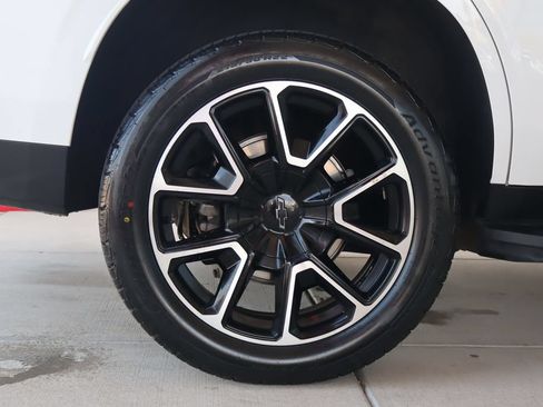 Used 2023 Chevrolet Tahoe RST w/ Luxury Package AWD/4WD image 13