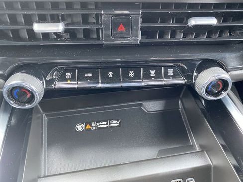 Certified 2025 Chevrolet Tahoe High Country image 19