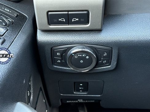 Used 2022 Ford F350 Lariat w/ FX4 Off-Road Package image 37