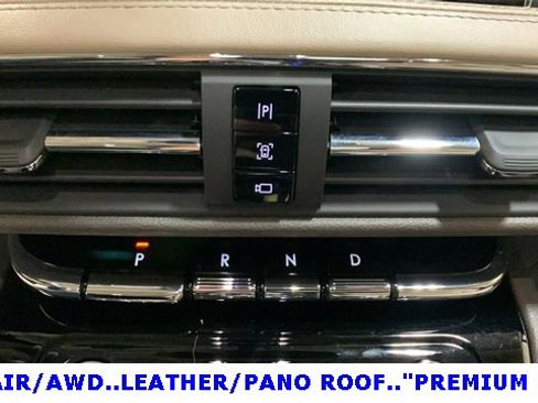 Used 2022 Lincoln Corsair AWD w/ Premium Package image 40