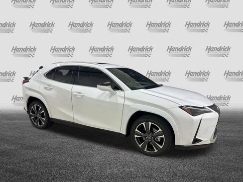 New 2026 Lexus UX 300h AWD image 2