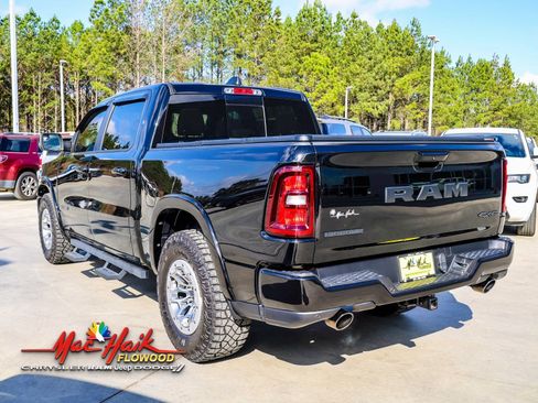 Used 2025 RAM 1500 Big Horn image 6