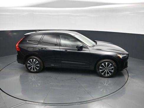 Used 2025 Volvo XC60 B5 Plus AWD/4WD image 55