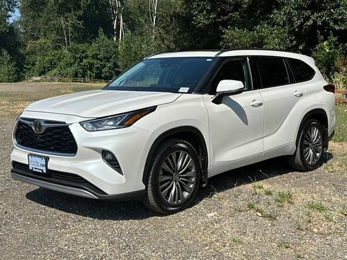 Used 2020 Toyota Highlander Platinum AWD/4WD image 5