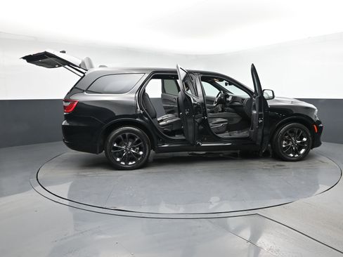 Used 2022 Dodge Durango R/T w/ Blacktop Package image 27