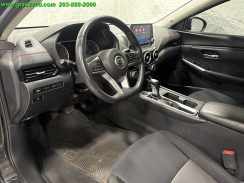 Used 2023 Nissan Sentra SR FWD image 2