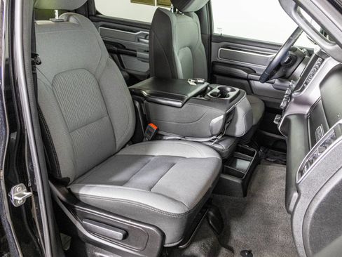 Used 2023 RAM 1500 Big Horn AWD/4WD image 46