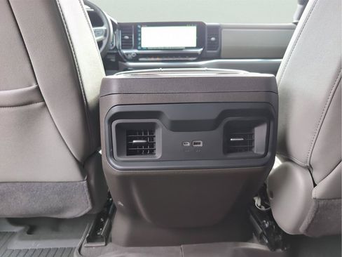 Used 2022 Chevrolet Silverado 1500 RST w/ RST All Star Premium Package AWD/4WD image 32