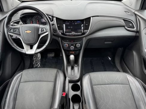 Used 2018 Chevrolet Trax LT w/ LT Convenience Package AWD/4WD image 7