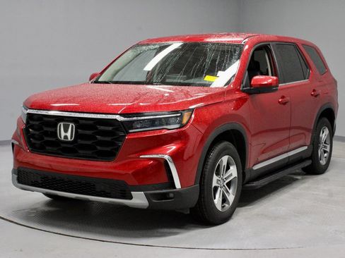 Used 2023 Honda Pilot EX-L image 7