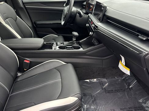 New 2026 Kia K5 GT-Line image 13