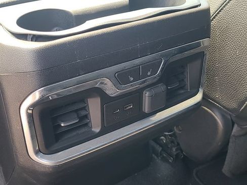Used 2019 GMC Sierra 1500 Denali w/ Denali Ultimate Package AWD/4WD image 28