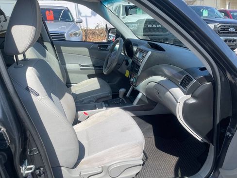 Used 2012 Subaru Forester 2.5X Premium image 23