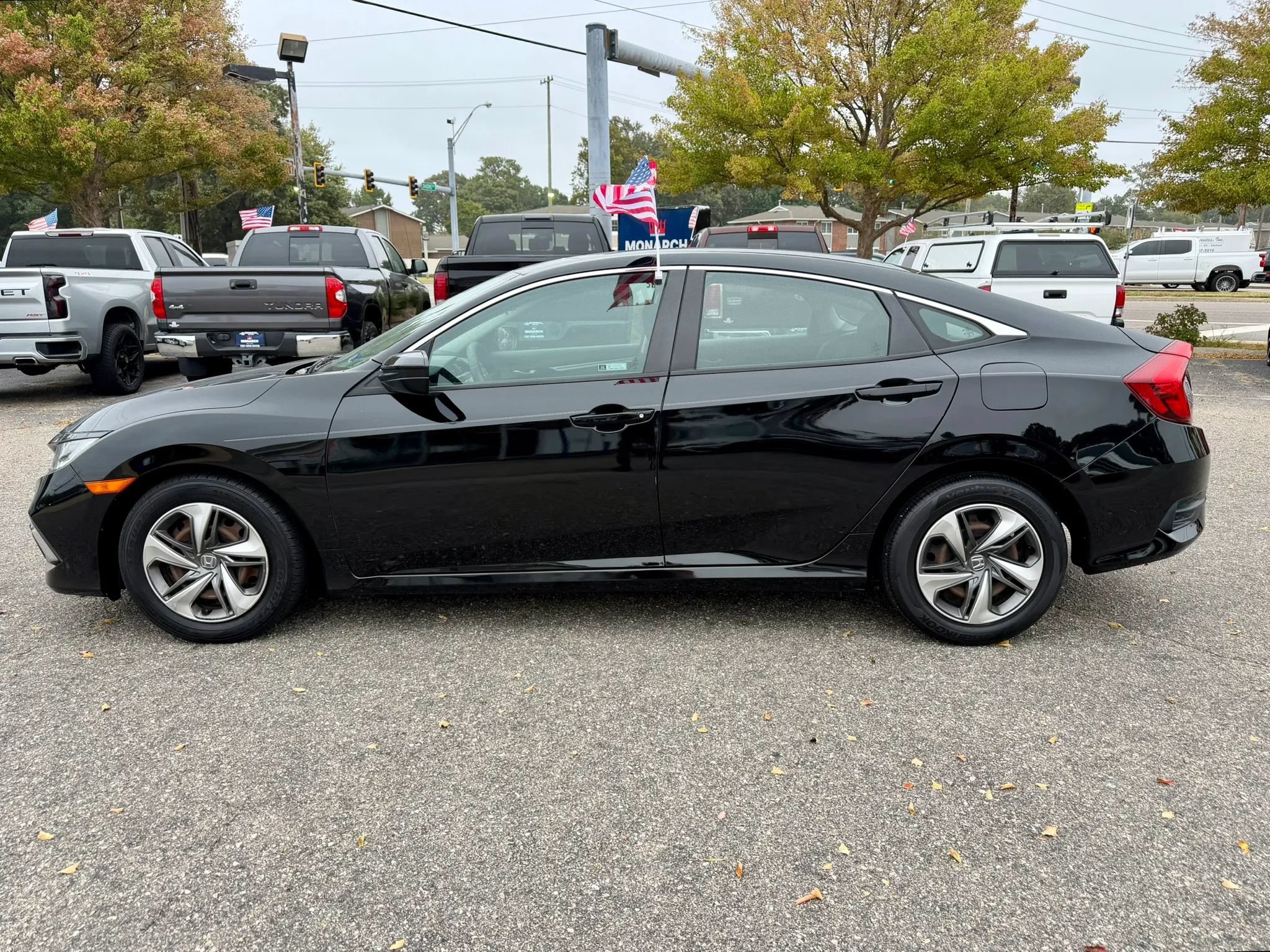 Used 2019 Honda Civic LX image 2