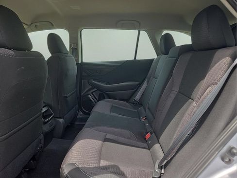 Used 2025 Subaru Outback AWD/4WD image 11